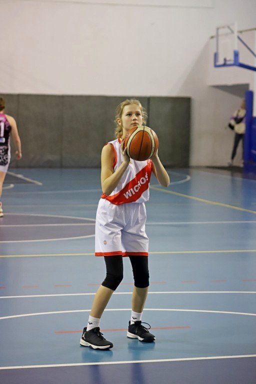 derby-juniorek-dla-wichosia-103566