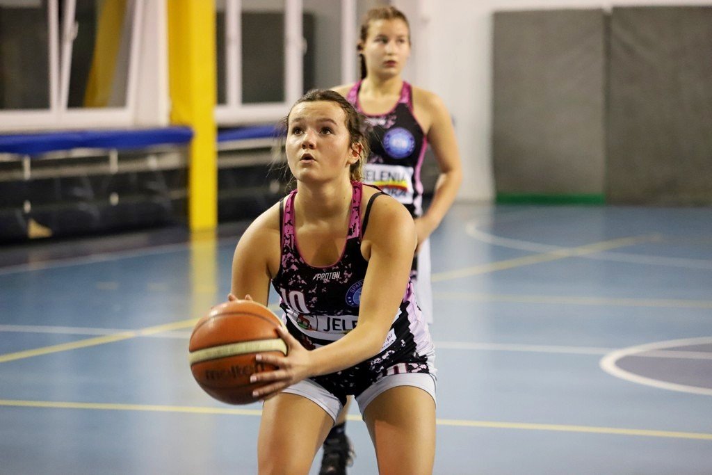derby-juniorek-dla-wichosia-103566