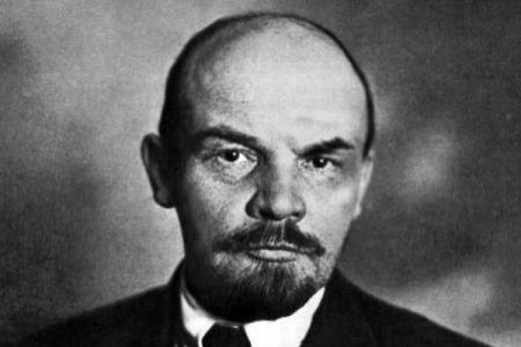 Lenin/fot.dzieje.plaktualności