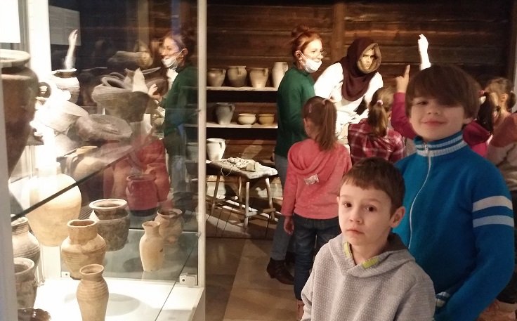 sredniowiecze-na-kaflach-w-muzeum-karkonoskim-103688
