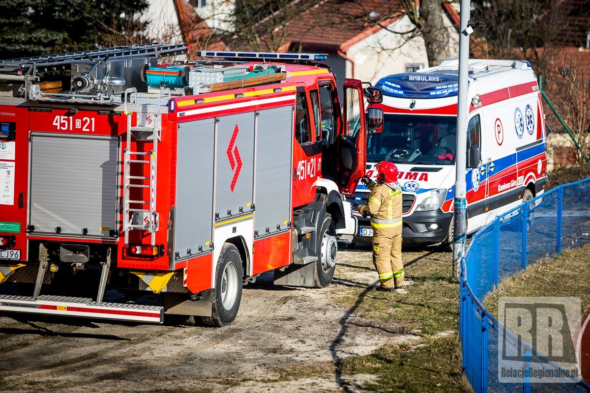 przygnieciony-przez-auto-103706
