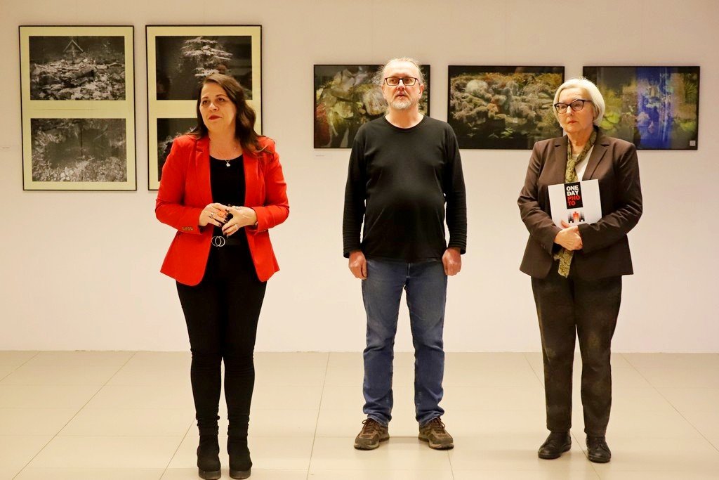 fotografie-w-galerii-na-gorze-103708