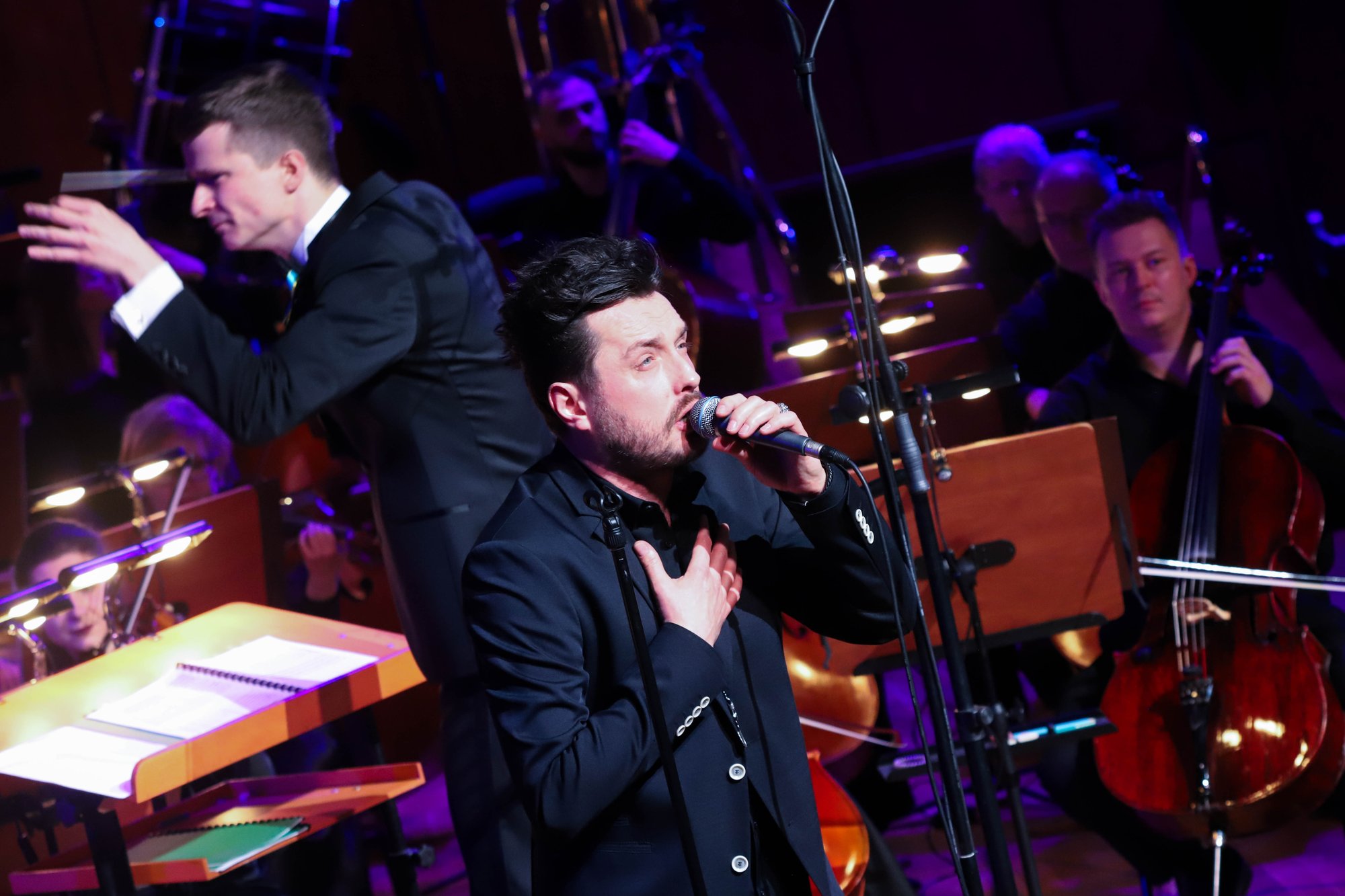 z-piotrem-cugowskim-koncert-na-dzien-kobiet-103739