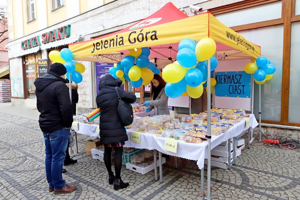 udany-kiermasz-na-rzecz-uchodzcow-z-ukrainy-103788