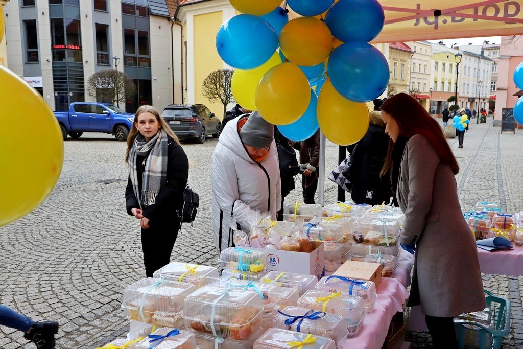 udany-kiermasz-na-rzecz-uchodzcow-z-ukrainy-103788