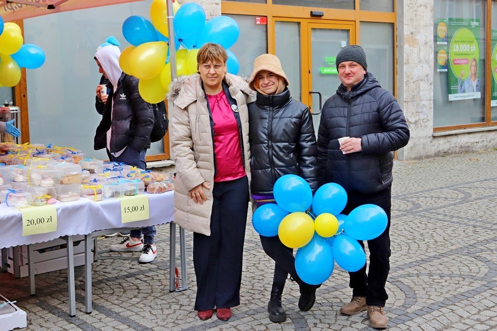 udany-kiermasz-na-rzecz-uchodzcow-z-ukrainy-103788