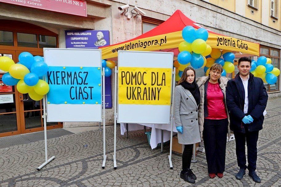 udany-kiermasz-na-rzecz-uchodzcow-z-ukrainy-103788