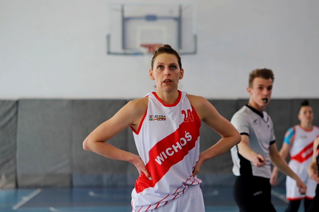 zdecydowanie-wygray-mecz-na-szczycie-103907
