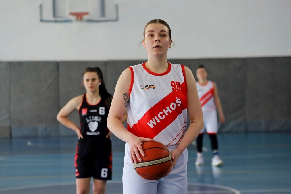 zdecydowanie-wygray-mecz-na-szczycie-103907