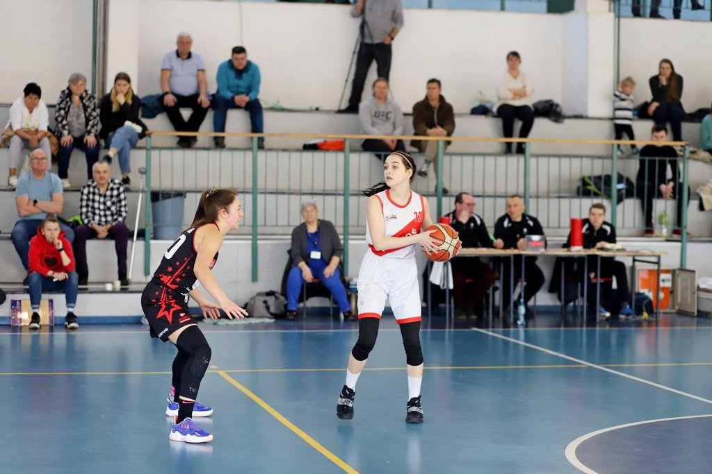 zdecydowanie-wygray-mecz-na-szczycie-103907