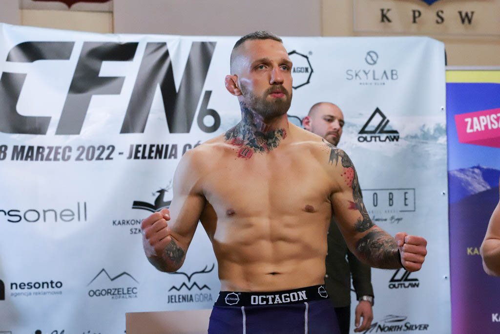 gala-cfn-po-oficjalnym-wazeniu-104052