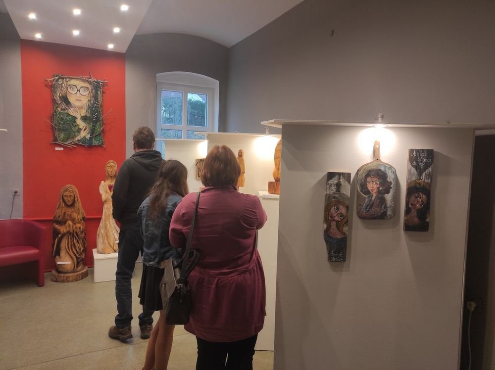 wernisaz-wystawy-angeliki-buczek-104089