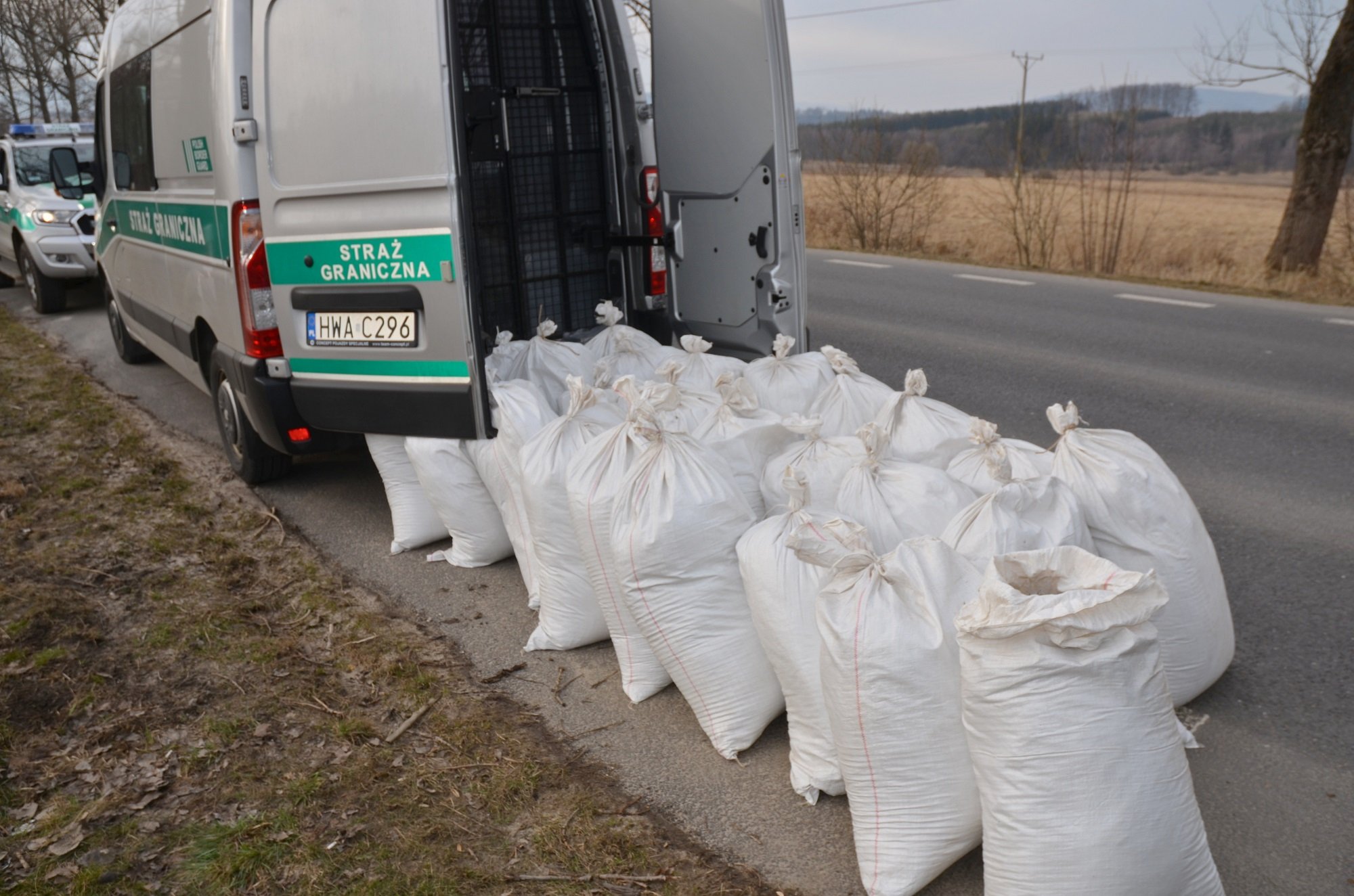 pogranicznicy-zatrzymali-500-kg-tytoniu-bez-akcyzy-104108