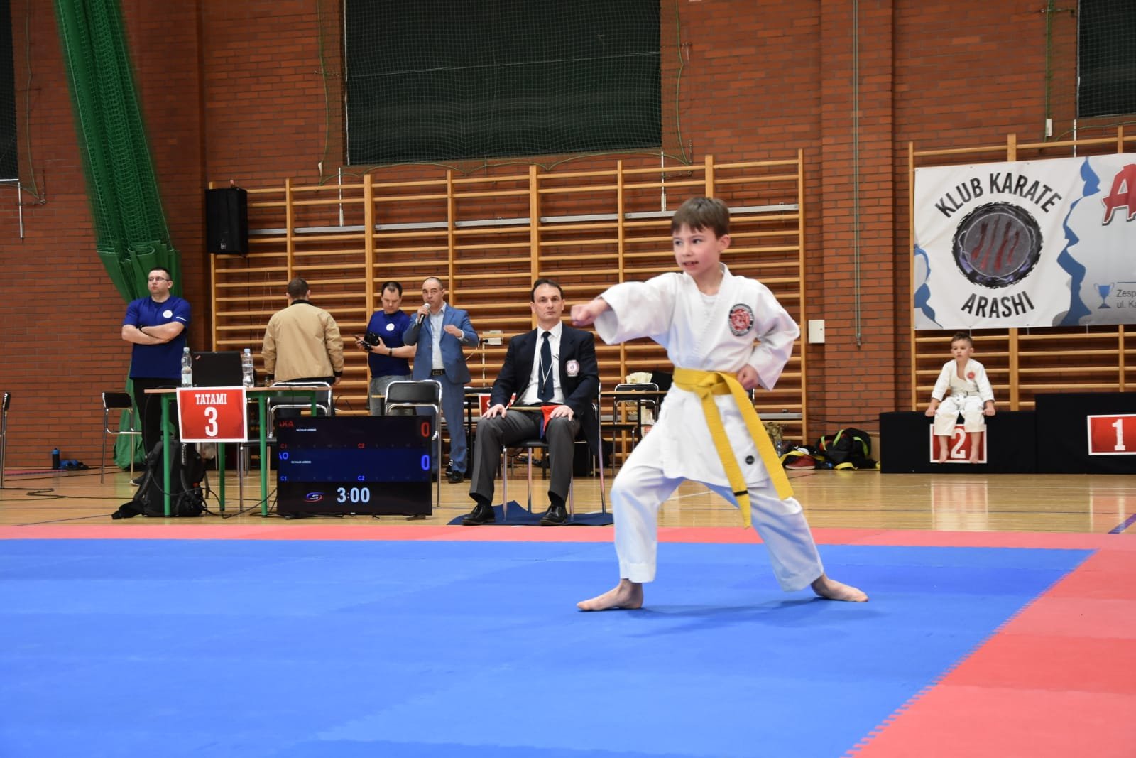 siegneli-po-10-medali-podczas-turnieju-karate-wkf-104129