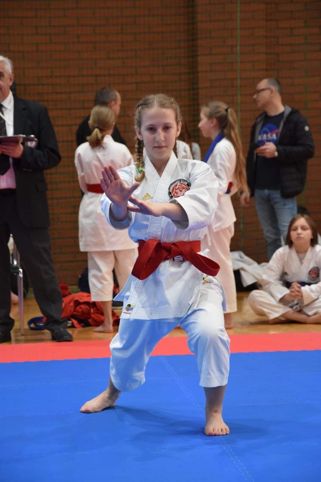 siegneli-po-10-medali-podczas-turnieju-karate-wkf-104129