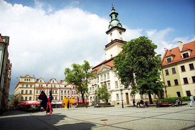 Kiedy jeleniogórski rynek zostanie solidnie odświeżony, tego nie wie nikt.