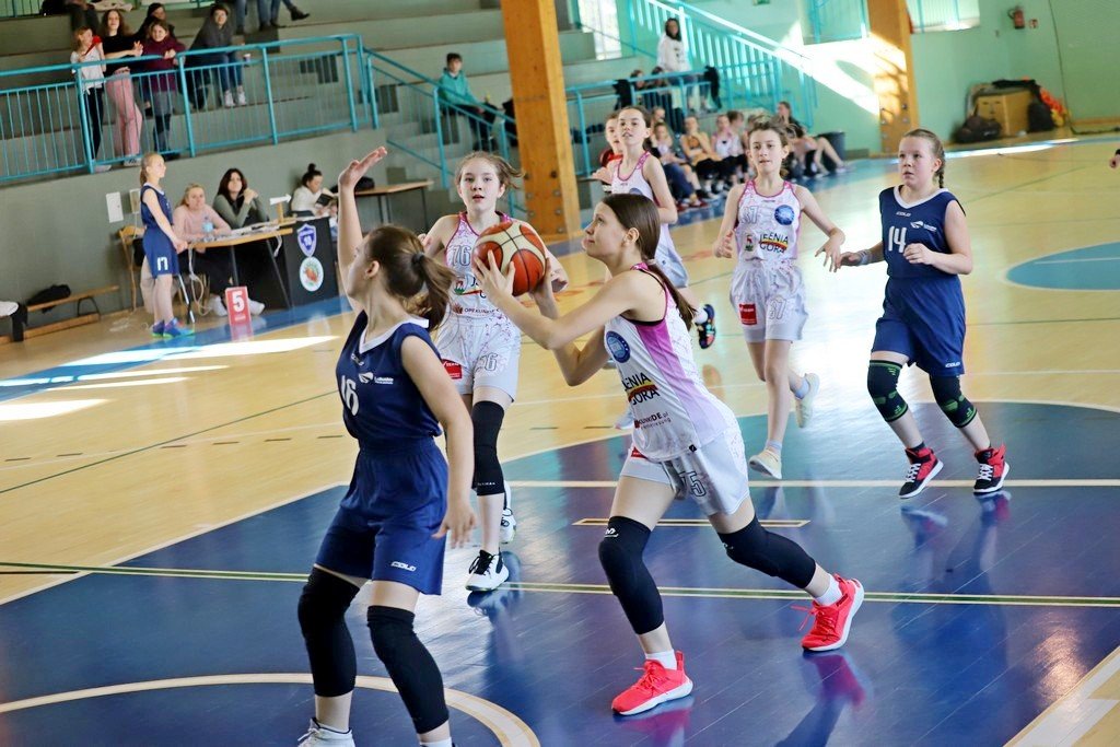 wysokie-zwyciestwa-minikoszykarek-104140