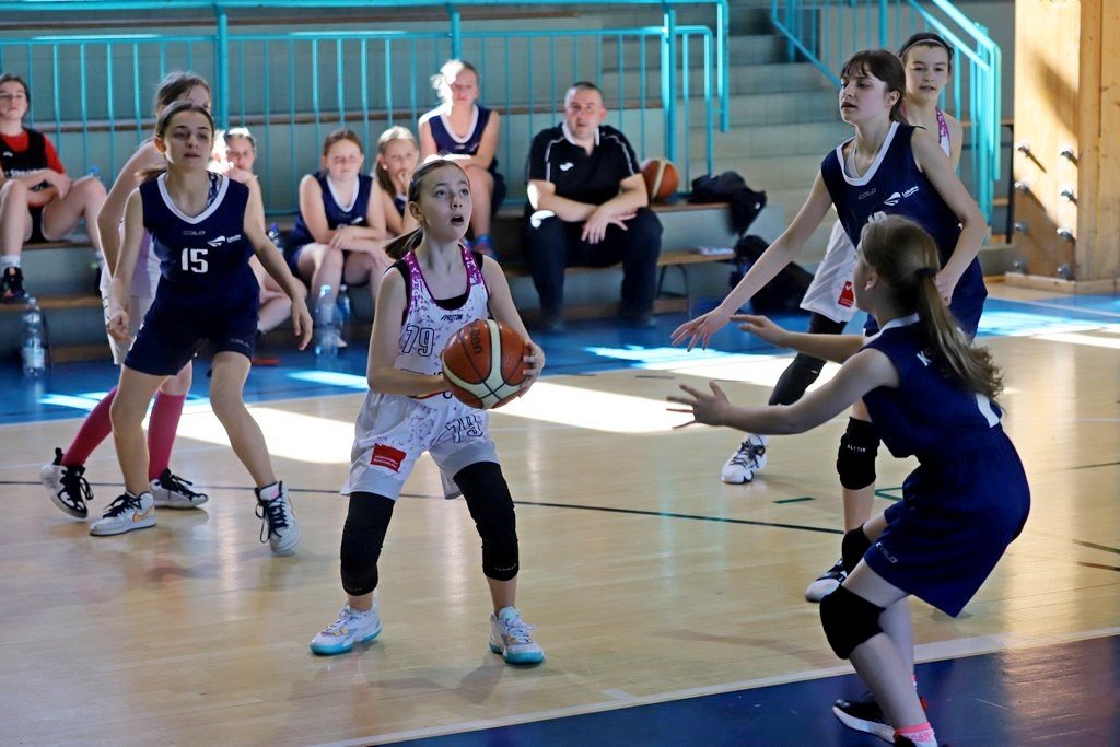 wysokie-zwyciestwa-minikoszykarek-104140