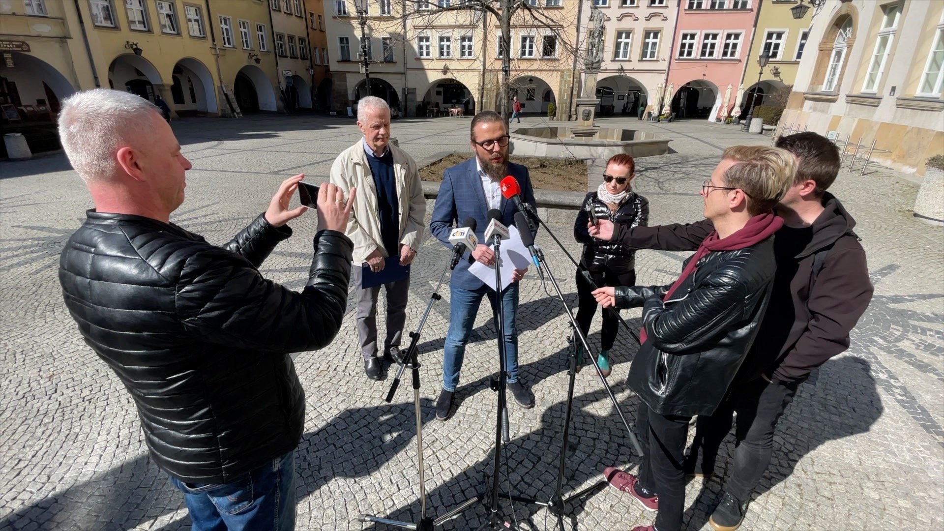 radni-opozycyjni-o-wynikach-kontroli-w-jeleniogorskim-urzedzie-104163