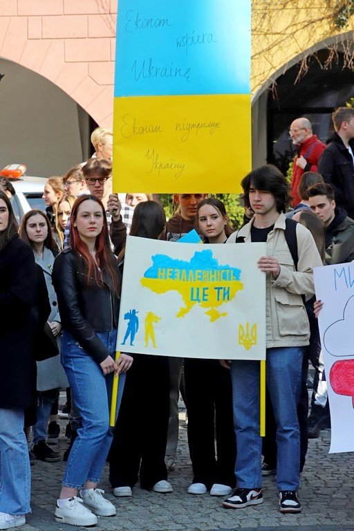 ekonom-i-nie-tylko-solidarny-z-ukraina-104250