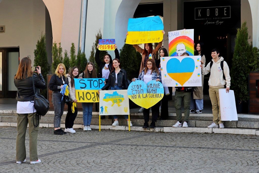 ekonom-i-nie-tylko-solidarny-z-ukraina-104250