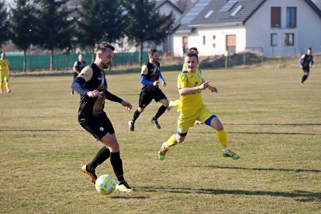 bez-bramek-w-jezowie-sudeckim-104265