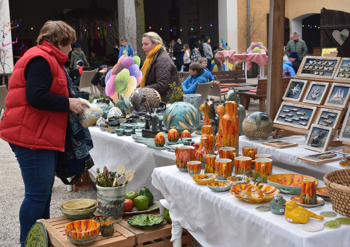 kiermasz-wielkanocny-w-folwarku-paacowym-104309