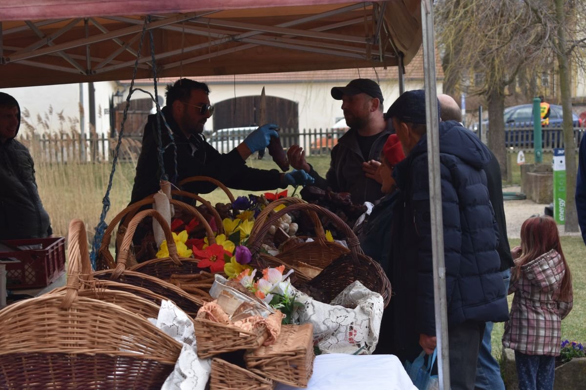 kiermasz-wielkanocny-w-folwarku-paacowym-104309