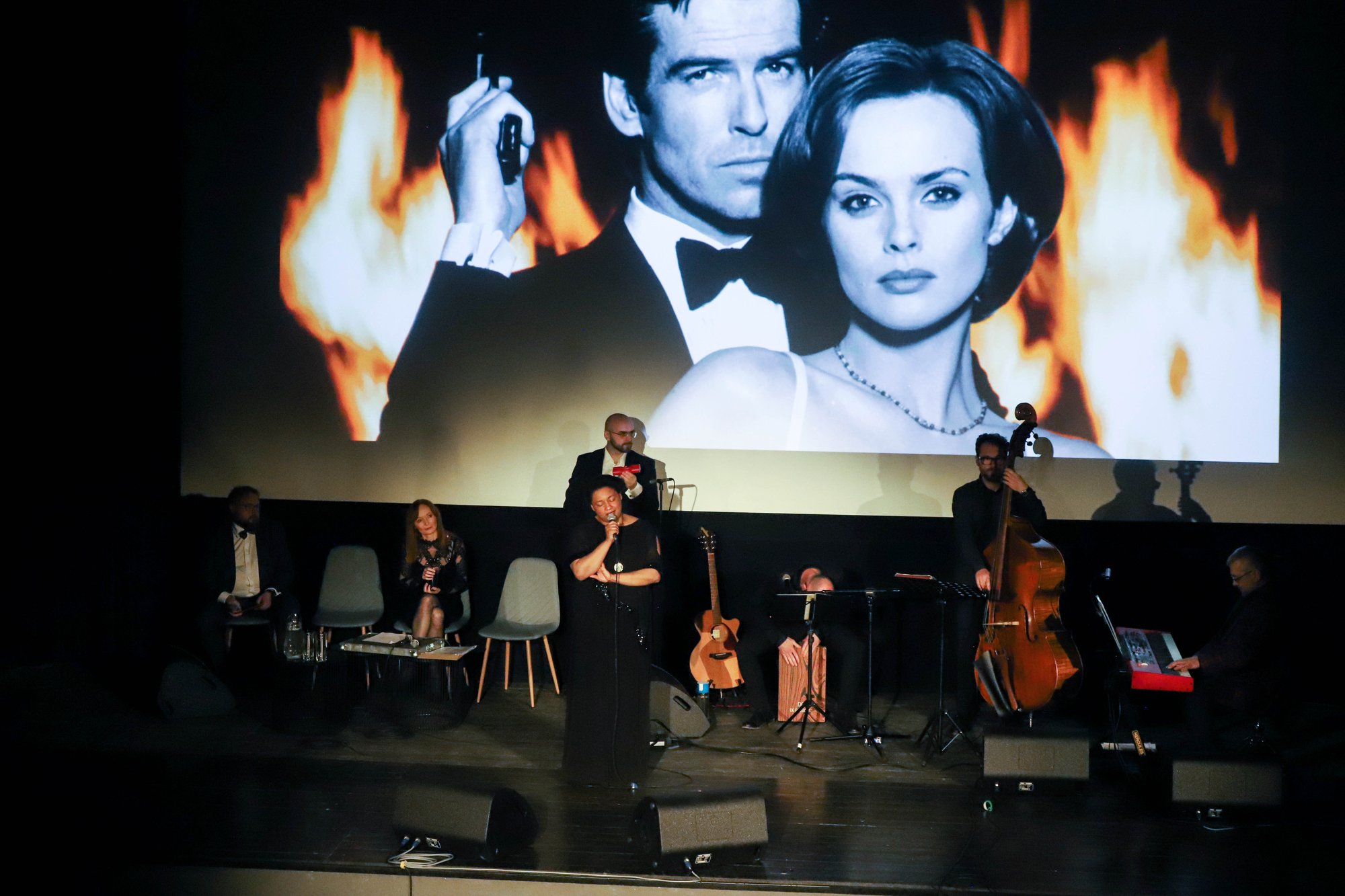 koncert-muzyki-filmowej-w-kinie-lot-sukcesem-104360