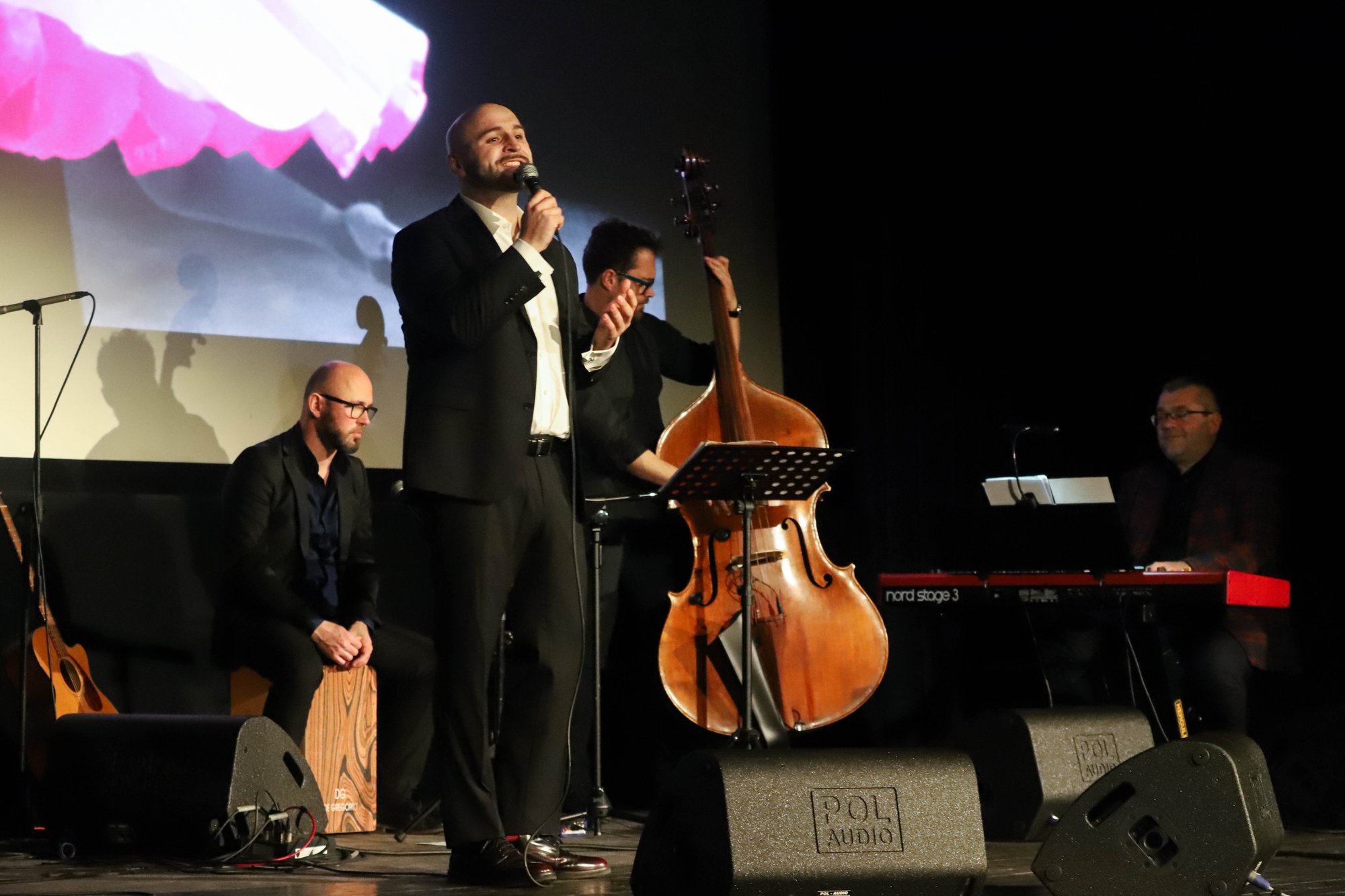 koncert-muzyki-filmowej-w-kinie-lot-sukcesem-104360