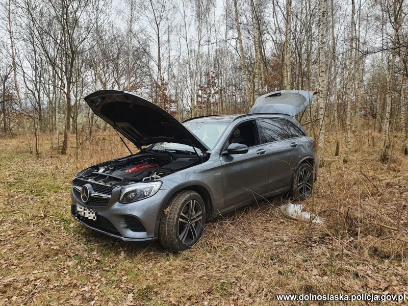 odzyskali-auto-za-ponad-cwierc-miliona-104486