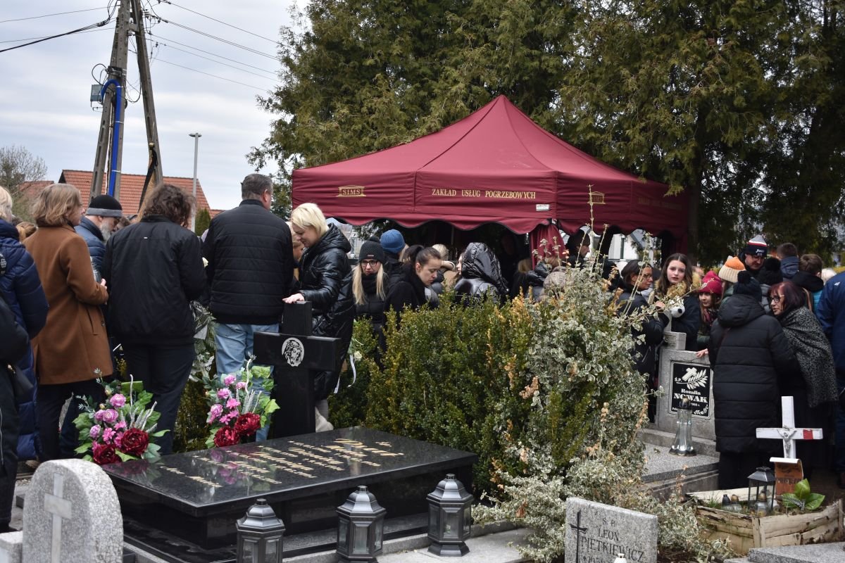 ostatnie-pozegnanie-miska-104499