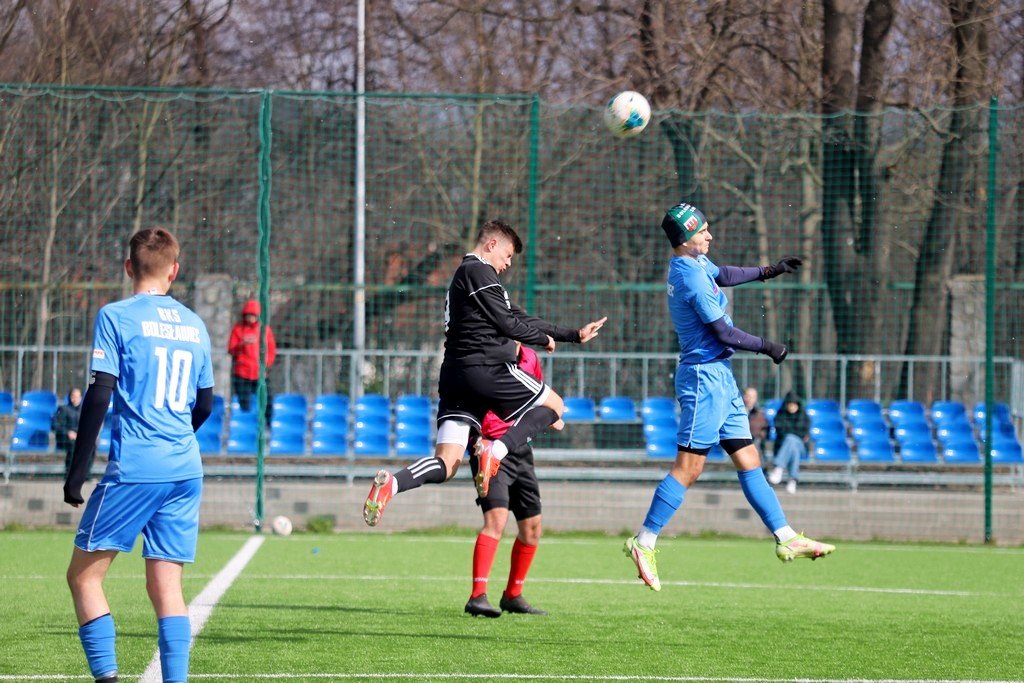 pewne-zwyciestwo-juniorow-starszych-104503