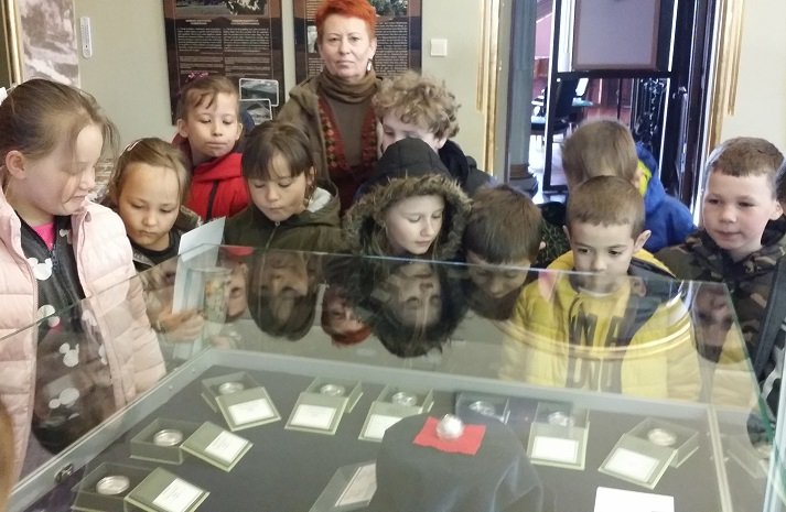 o-monetach-w-muzeum-104535