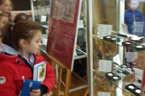 o-monetach-w-muzeum-104535