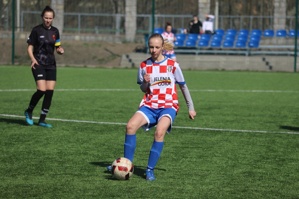 wysoka-porazka-na-inauguracje-104576