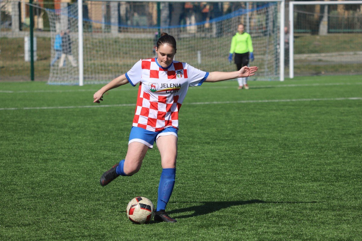 wysoka-porazka-na-inauguracje-104576