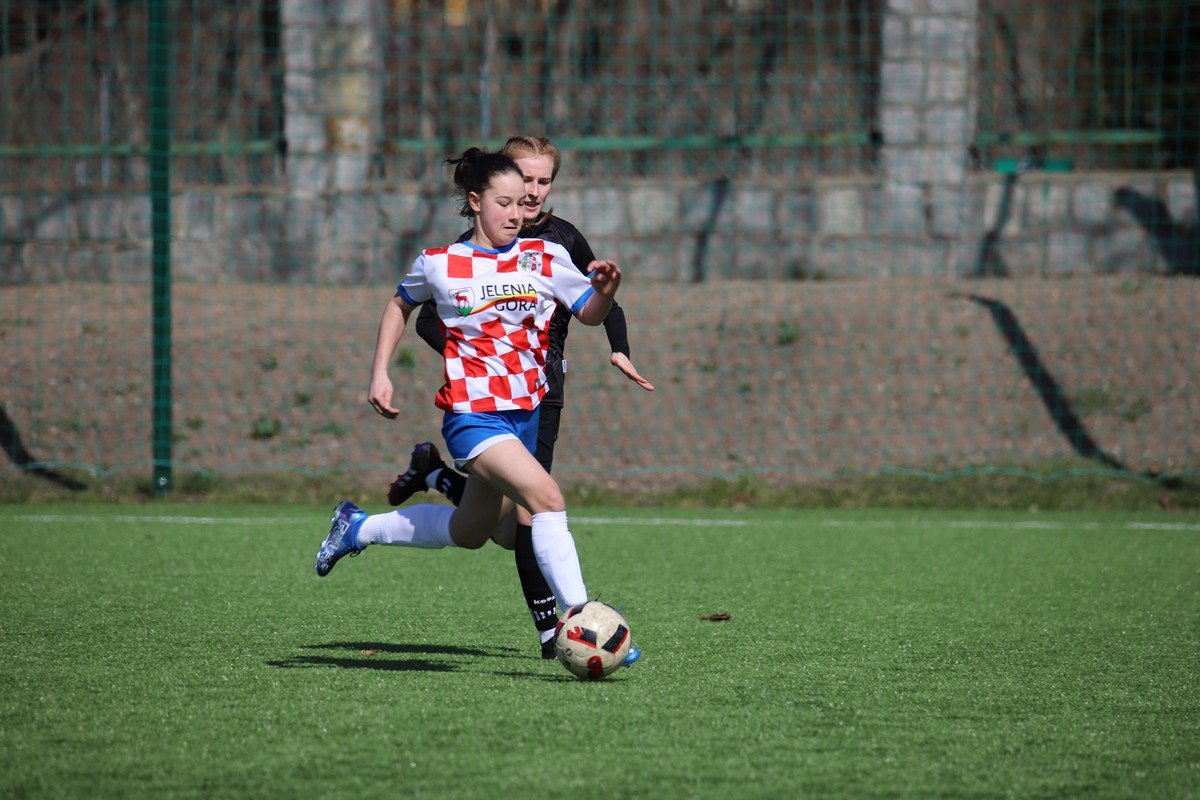 wysoka-porazka-na-inauguracje-104576