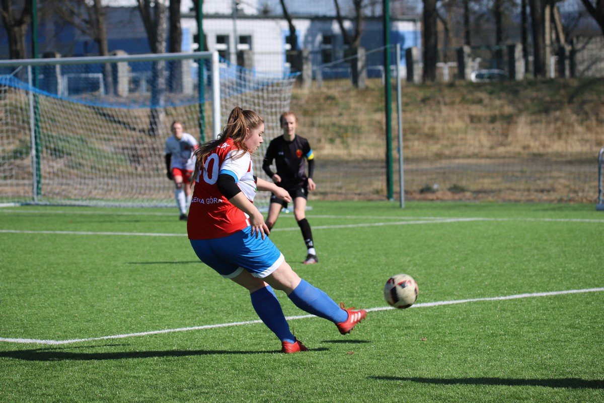 wysoka-porazka-na-inauguracje-104576