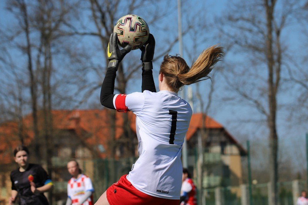 wysoka-porazka-na-inauguracje-104576