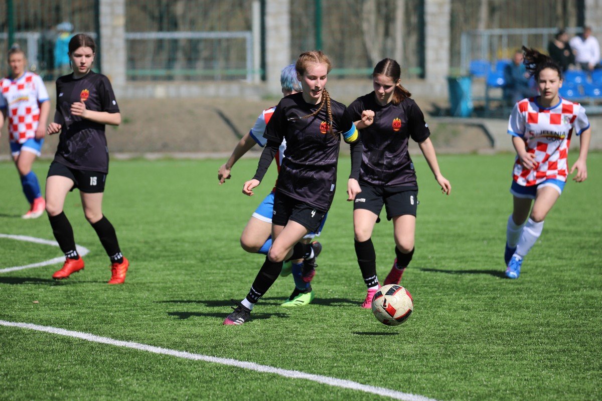 wysoka-porazka-na-inauguracje-104576