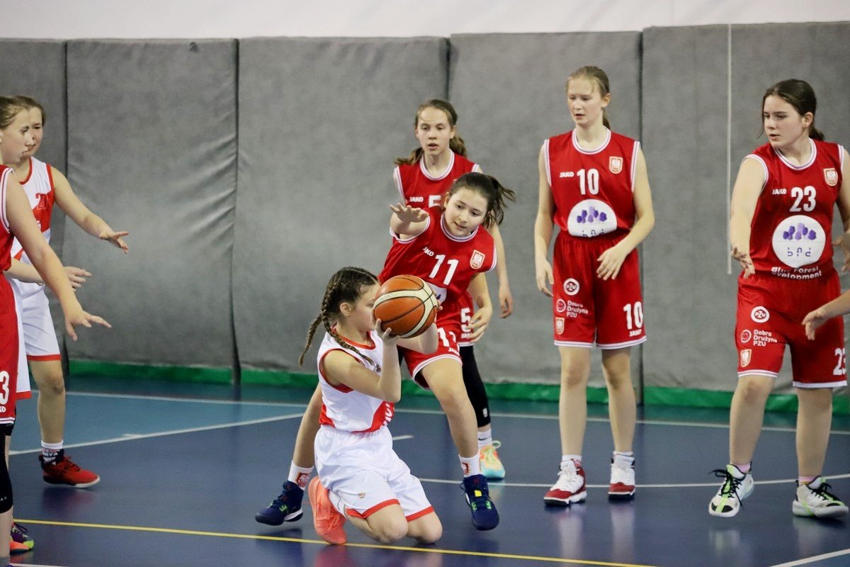poszy-za-ciosem-104584