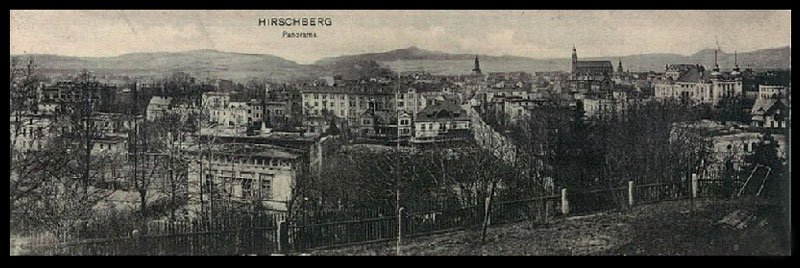 Jedna z panoram Hirschbergu jako „produkt” turystyczny. Pocztówki z takim widokiem świetnie się sprzedawały.