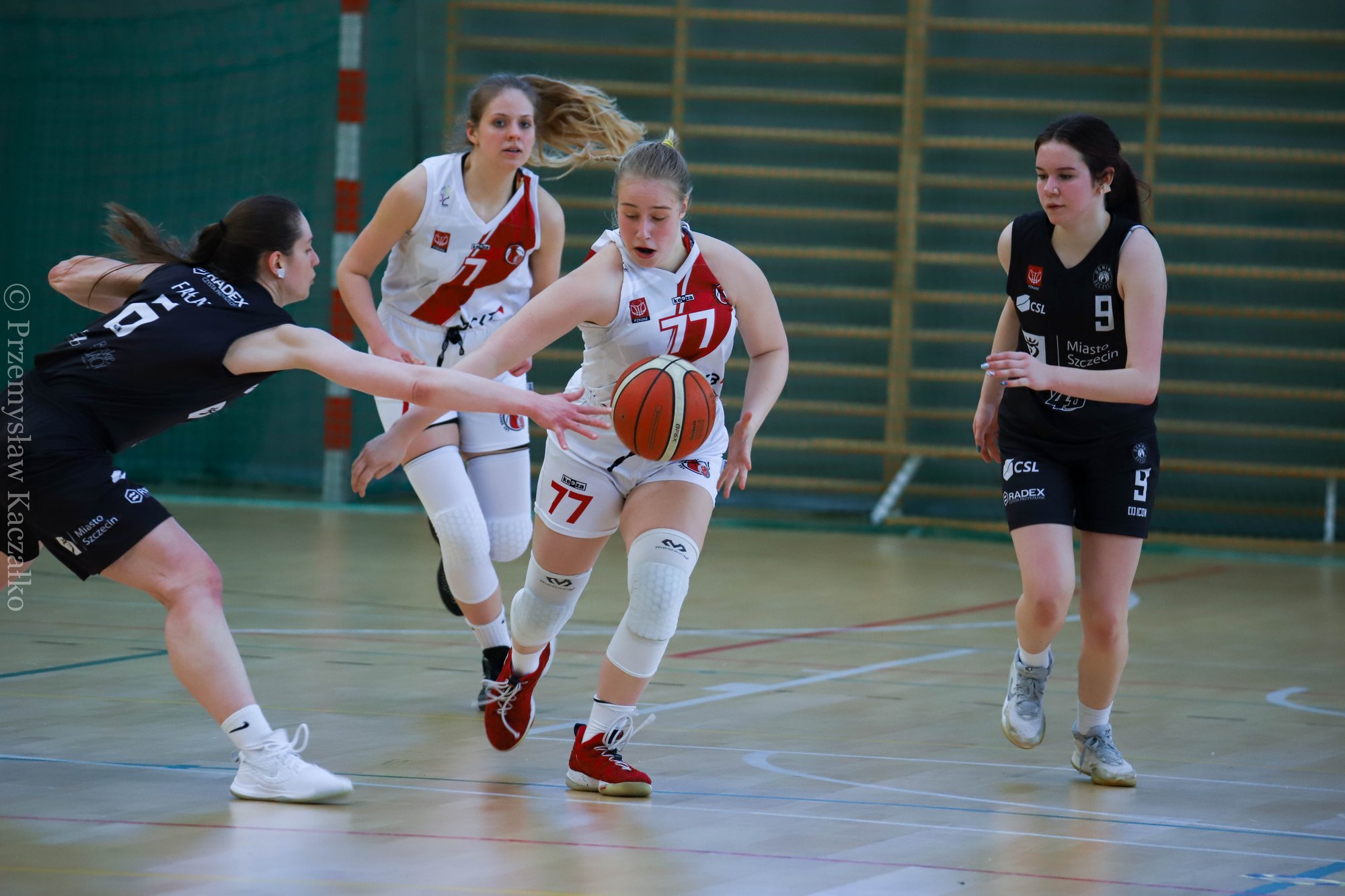 ks-przeduzy-szanse-na-awans-104649
