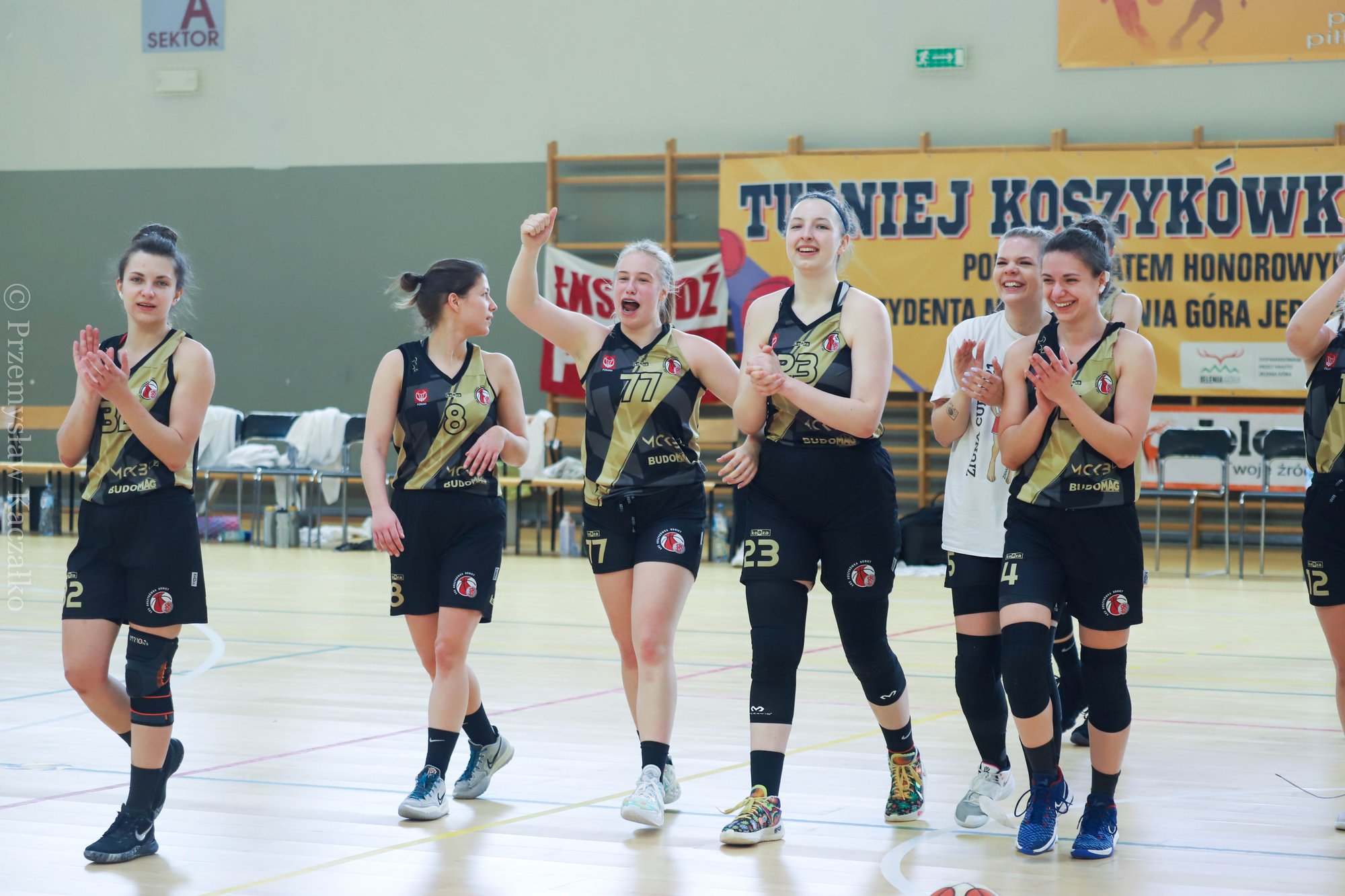 ks-odz-z-awansem-do-finaow-104661