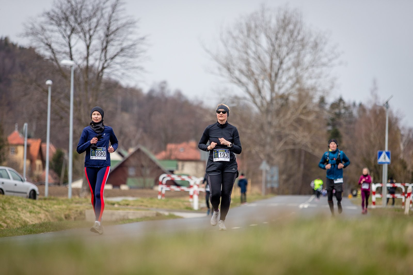 zwyciezcy-jubileuszowego-biegu-104697