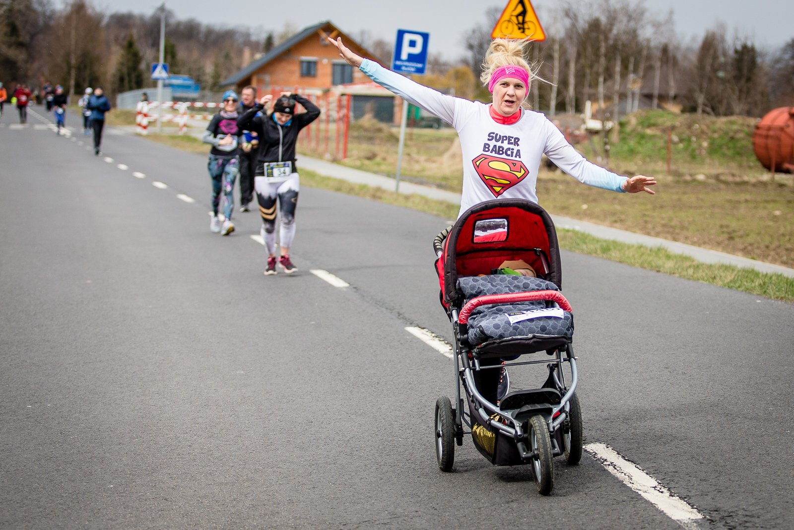 zwyciezcy-jubileuszowego-biegu-104697
