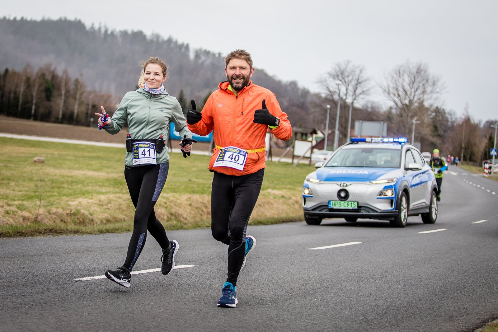 zwyciezcy-jubileuszowego-biegu-104697