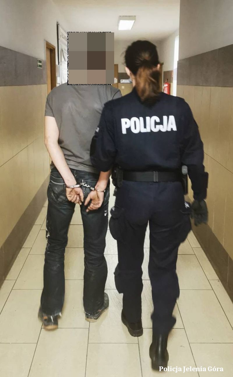 niszczy-co-popadnie-104866
