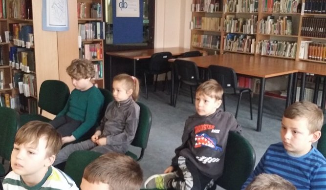 dzien-ziemi-zajecia-w-bibliotece-pedagogicznej-104975